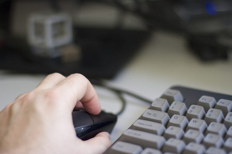 Intel czy AMD? Podstawki LGA 1851 kontra AM5 wyjaśnione prostym językiem